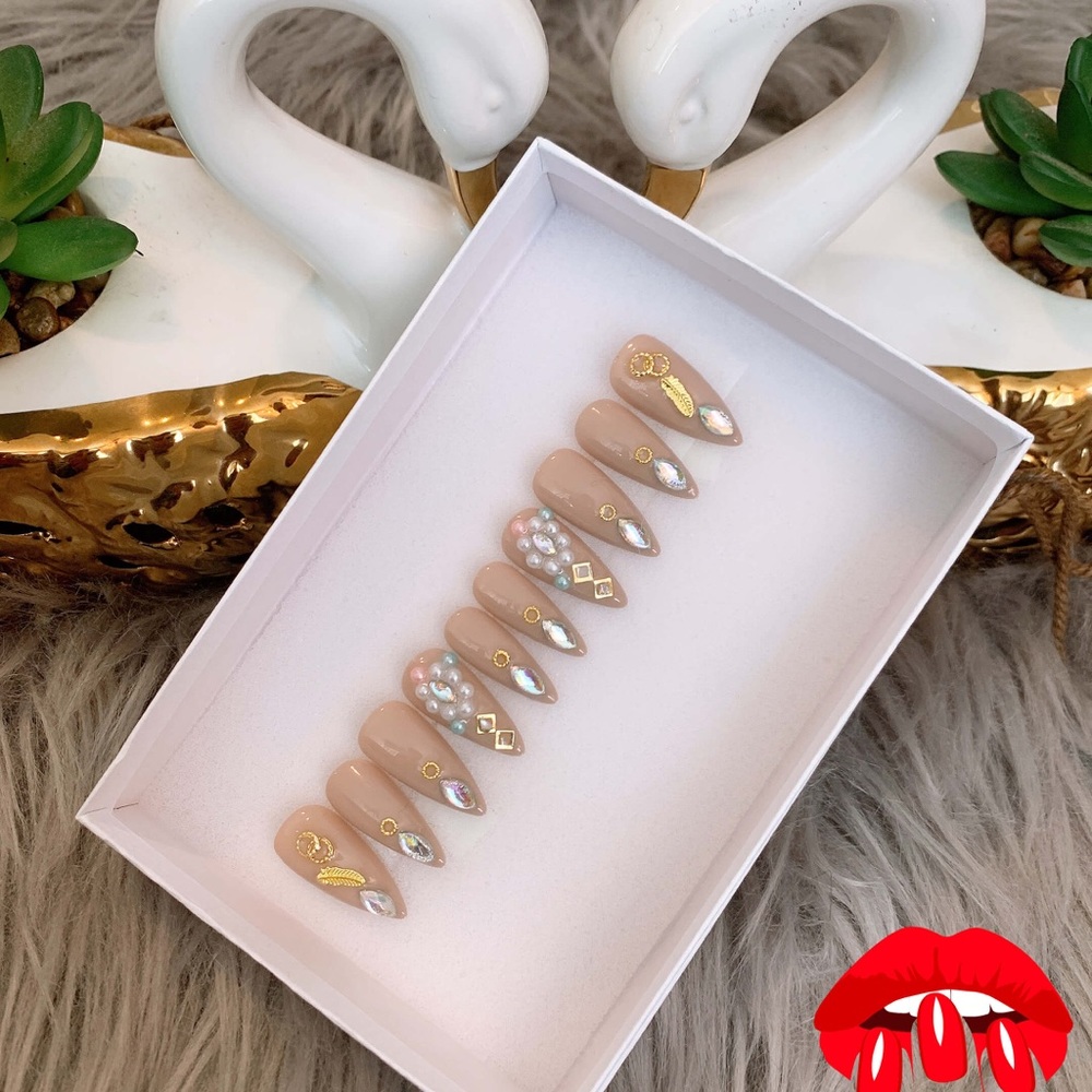 Press on gel nails